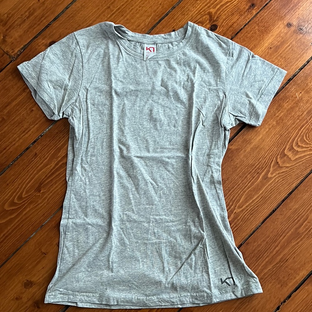 Gray Kari Traa T shirt